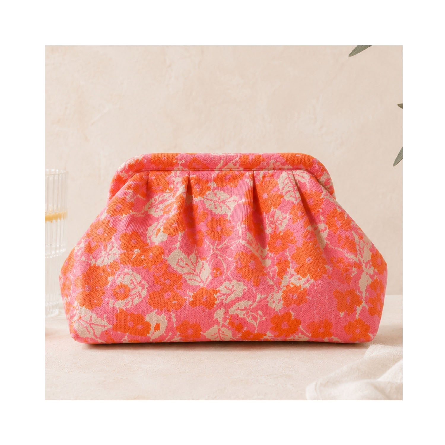 Clutch Cloud - Heidi