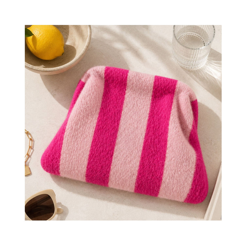 Clutch Fluffy Cloud - Emily (Red Pink)