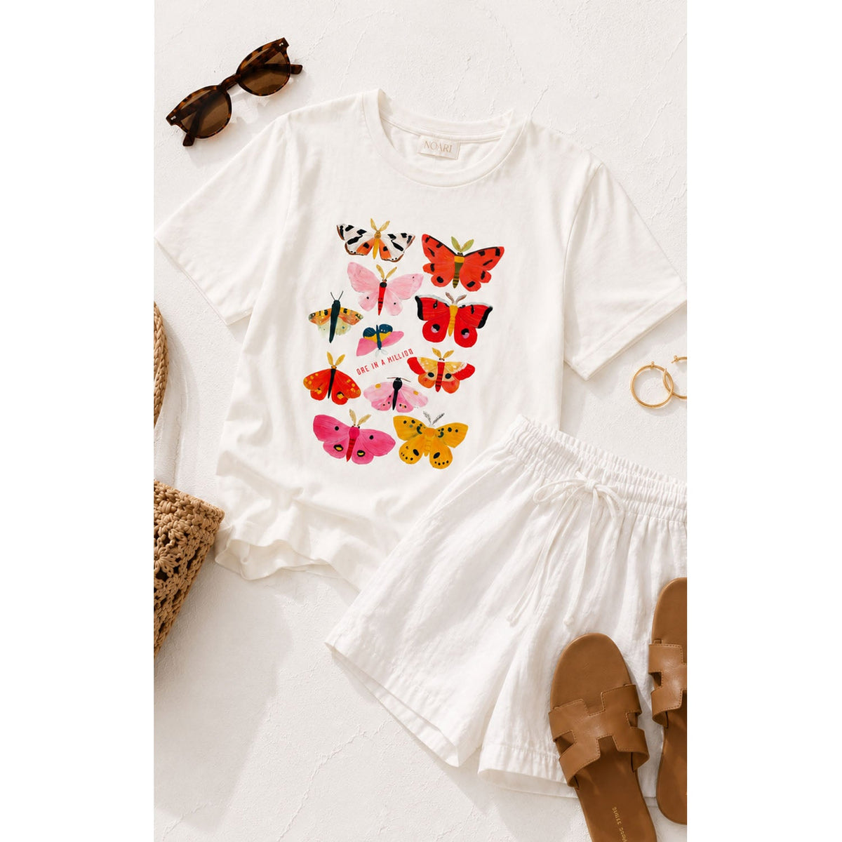 TShirt - Butterflies ONE IN MILLION - White